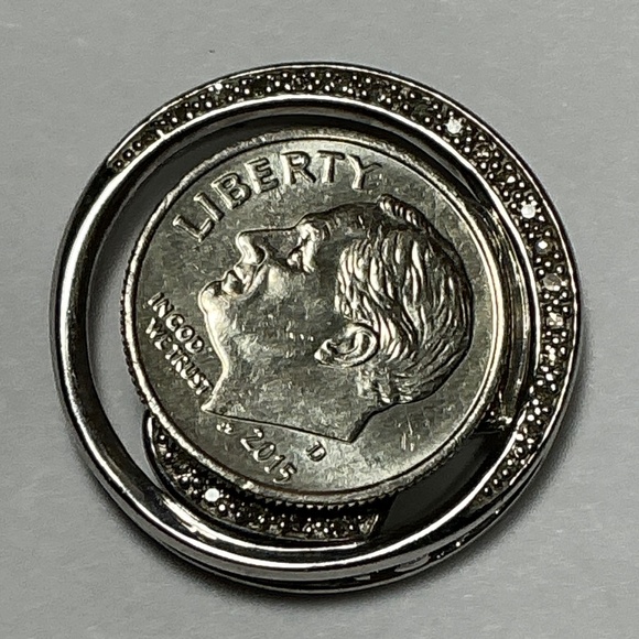 Sterling Silver Genuine Diamonds 💎 Pendant. 1 inch diameter - Picture 4 of 8